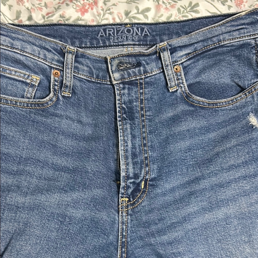 Arizona Jean Company Blue High Rise Jeans